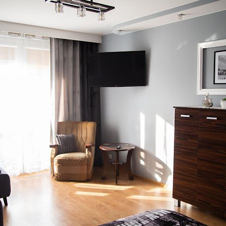 Apartament Rynek 10 Ostrowiec Świętokrzyski Buitenkant foto
